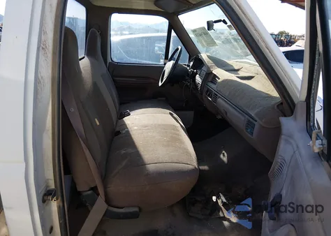 1996 Ford F350 from USA, damaged, VIN 2FDJF37H2TCA43747